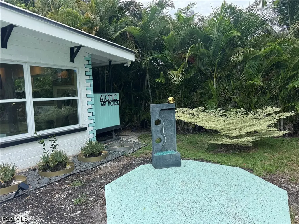 2710 Mcgregor Boulevard Fort Myers FL 33901