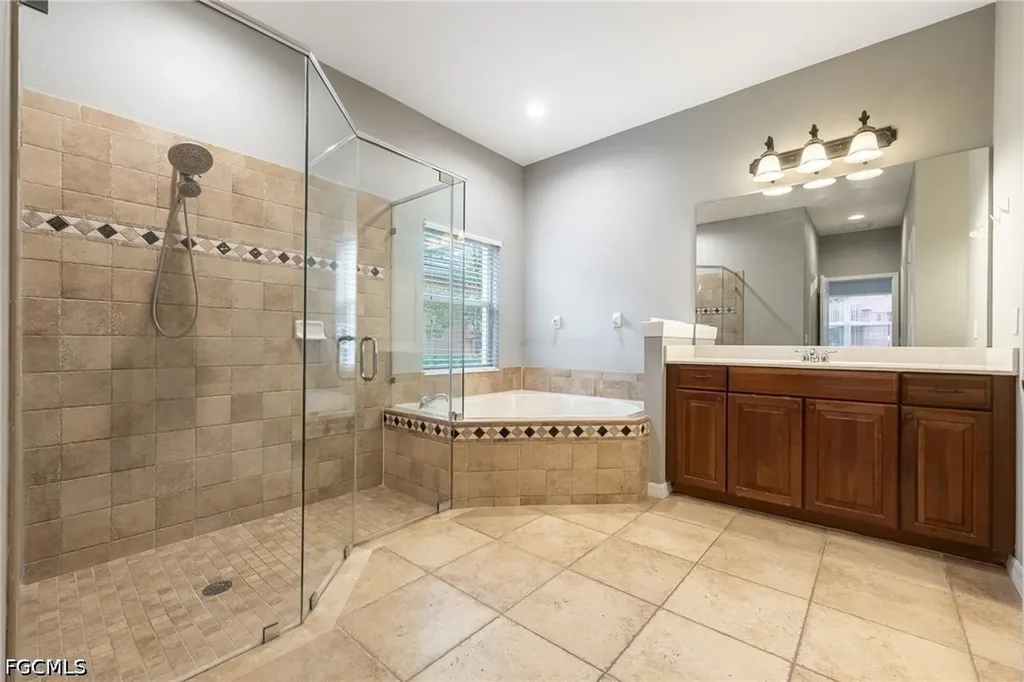 3280 Hampton Boulevard Alva FL 33920