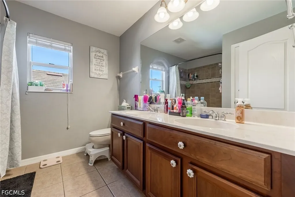 3280 Hampton Boulevard Alva FL 33920