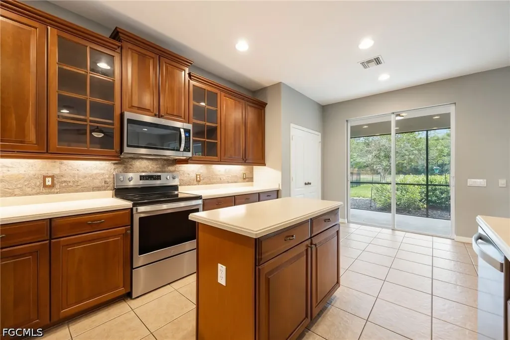 3280 Hampton Boulevard Alva FL 33920