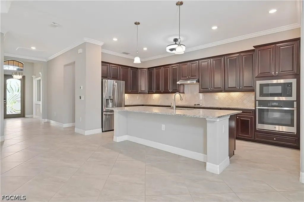 28076 Foxrock Court Bonita Springs FL 34135