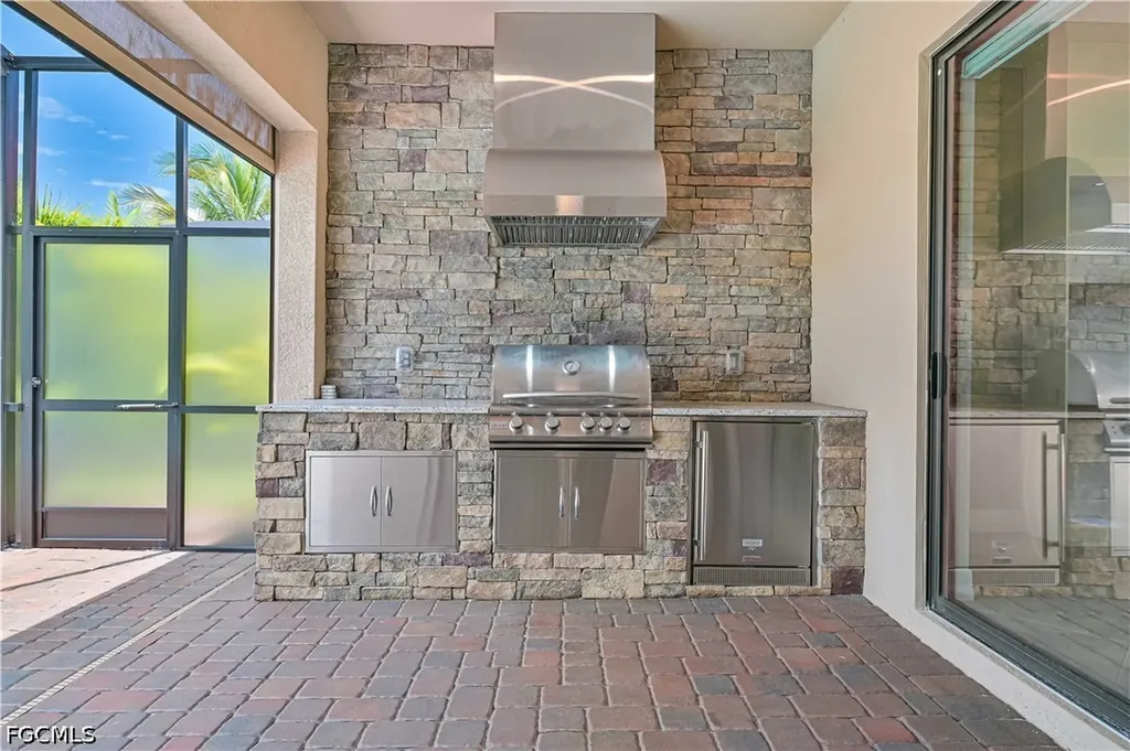 28076 Foxrock Court Bonita Springs FL 34135