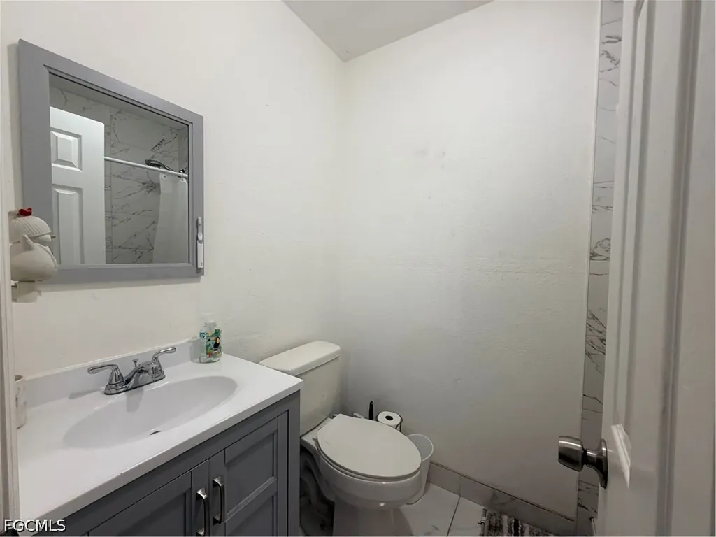 1621 SW 14th Terrace Cape Coral FL 33991