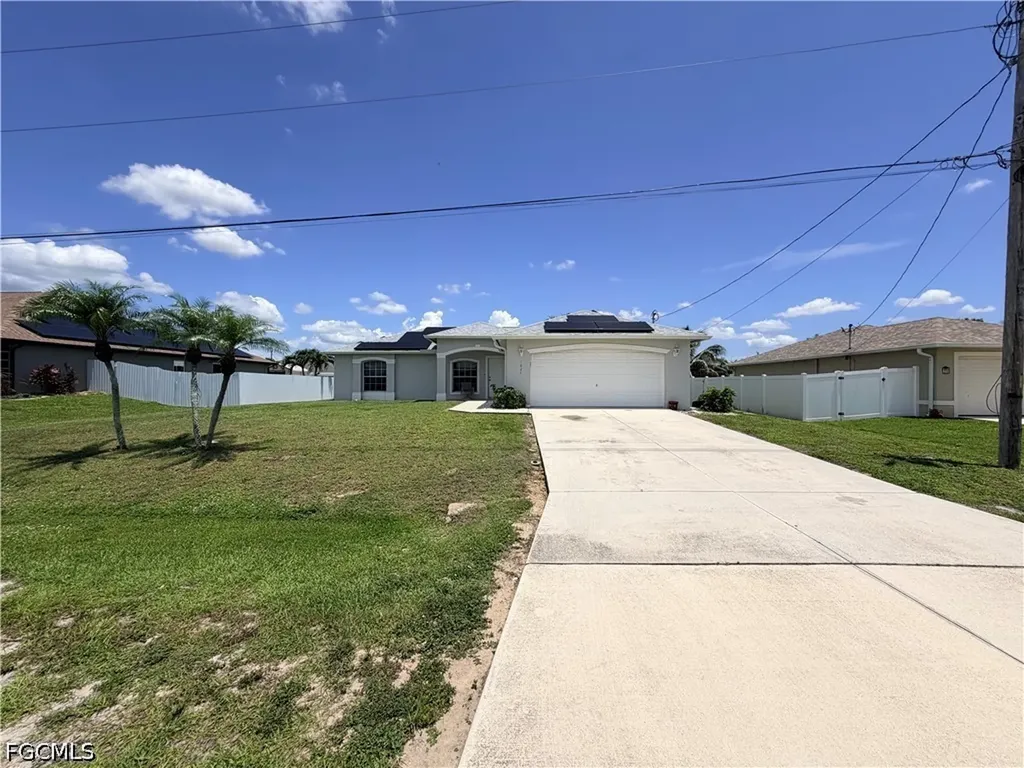 1621 SW 14th Terrace Cape Coral FL 33991