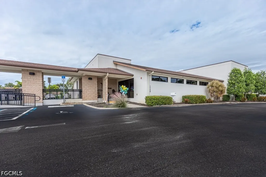 1828 Pine Valley Drive Fort Myers FL 33907
