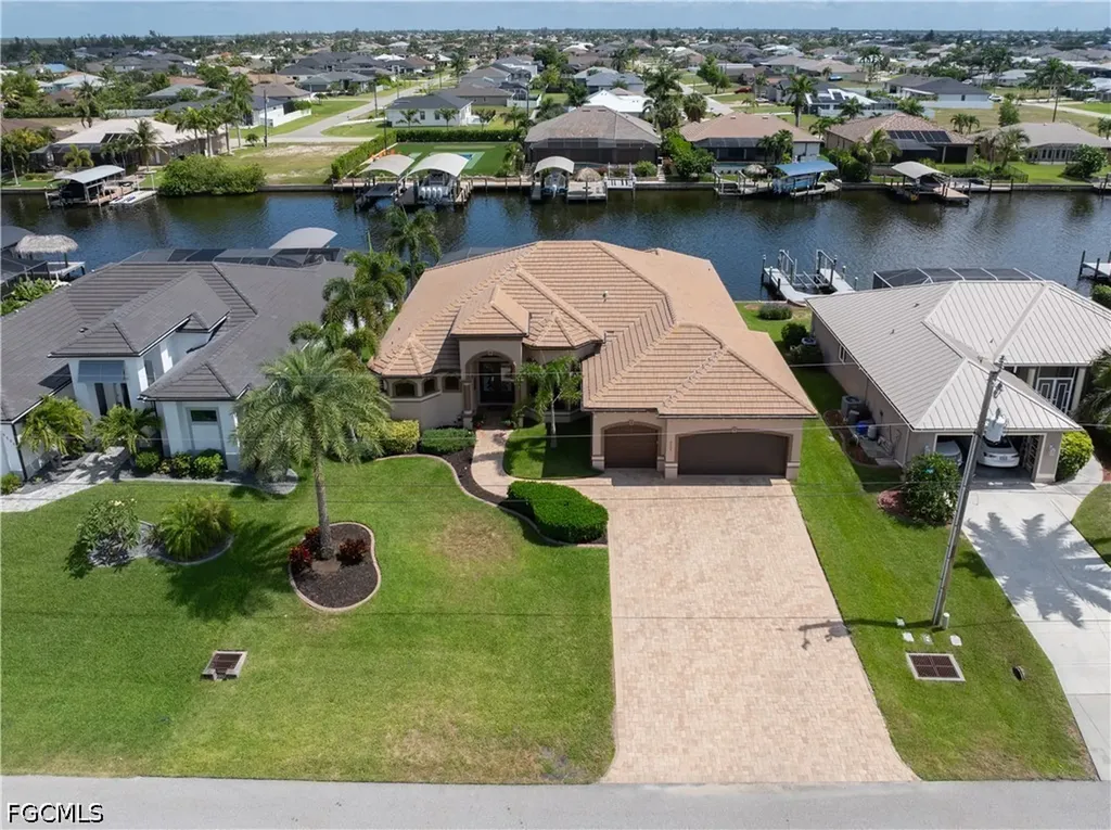 3703 SW 2nd Lane Cape Coral FL 33991