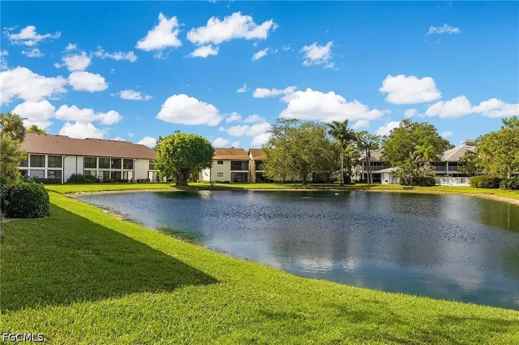 700 Misty Pines Circle Naples FL 34105