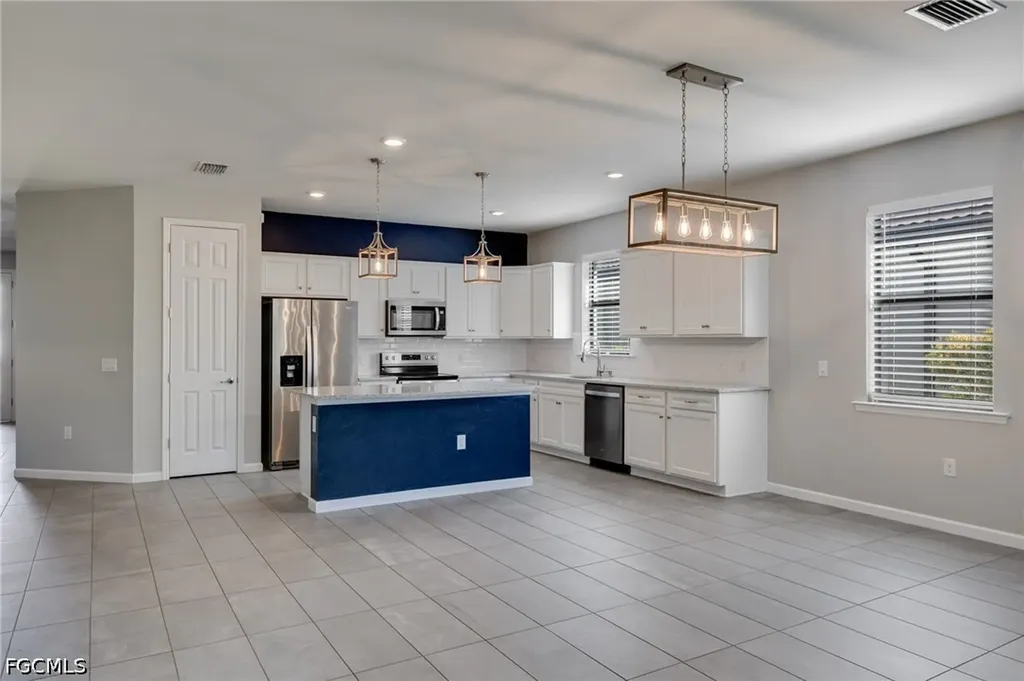 16000 Palmetto Prairie Drive Alva FL 33920