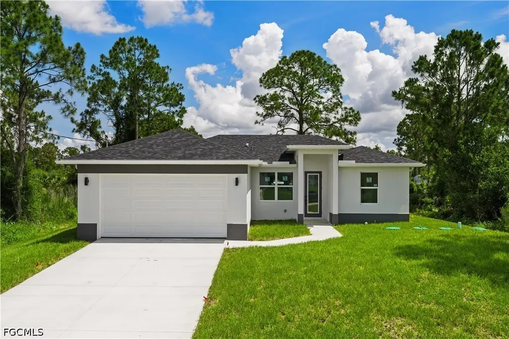 3014 38th Street W Lehigh Acres FL 33971