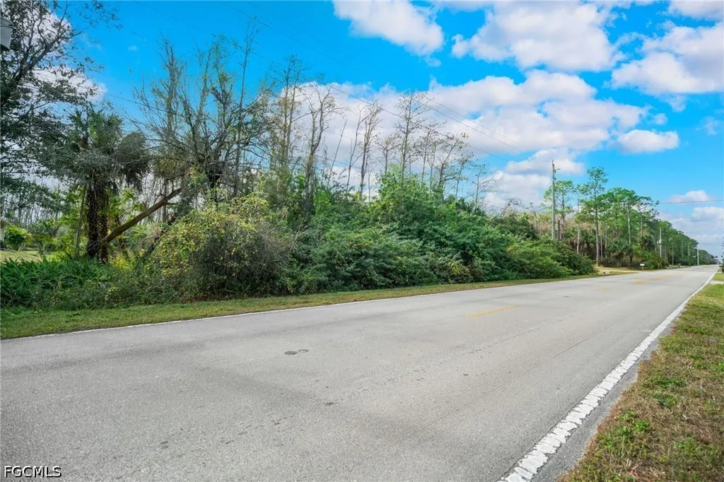 3260 18th Avenue NE Naples FL 34120