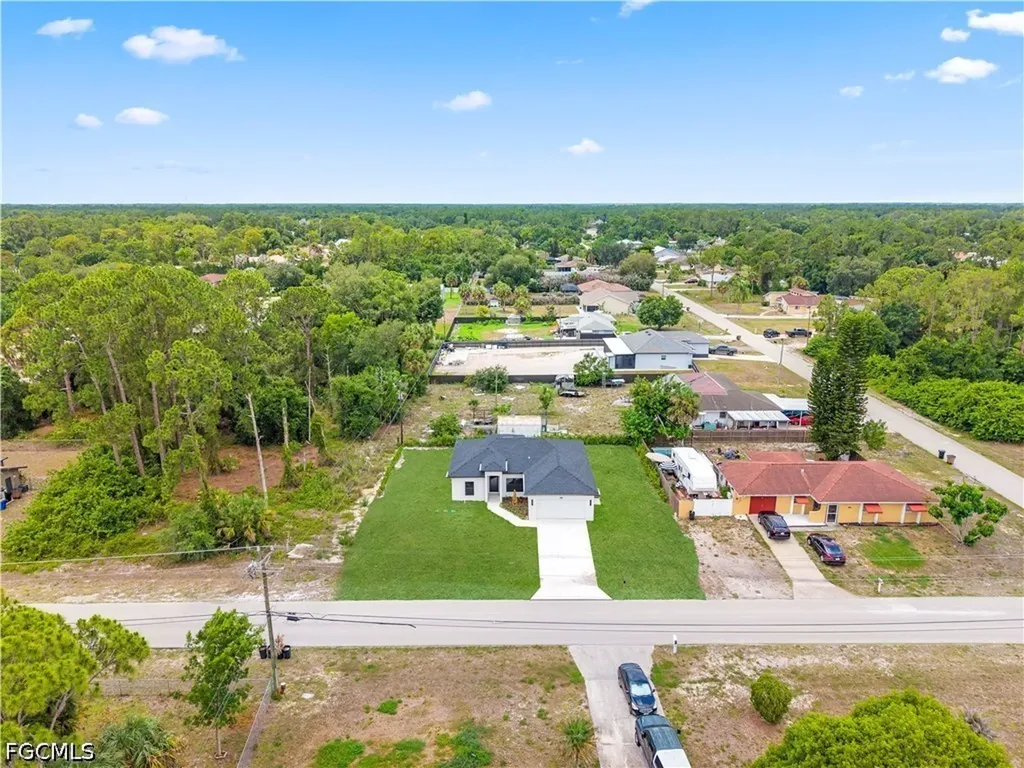 2602 E 2nd Street Lehigh Acres FL 33936