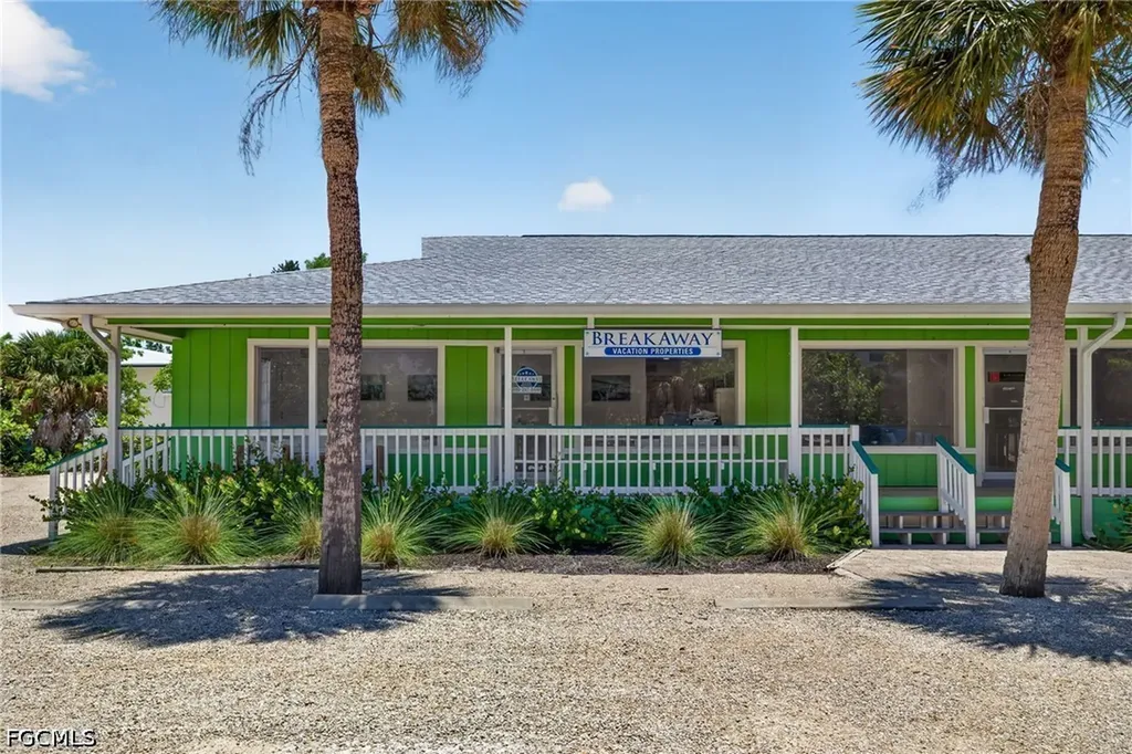 1640 Periwinkle Way Sanibel FL 33957