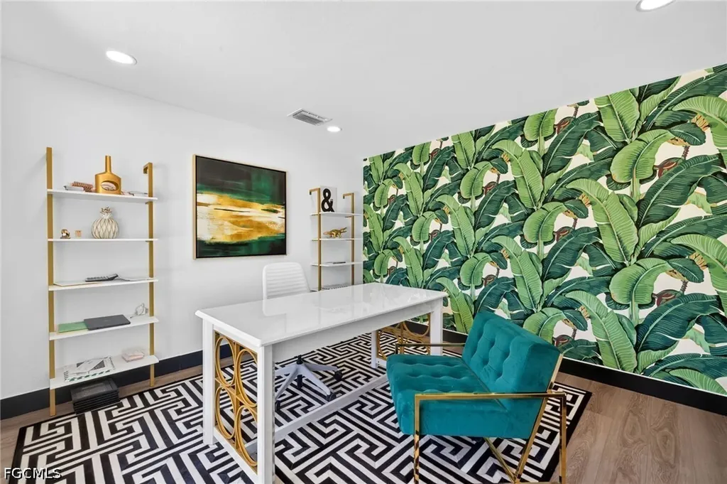 1640 Periwinkle Way Sanibel FL 33957