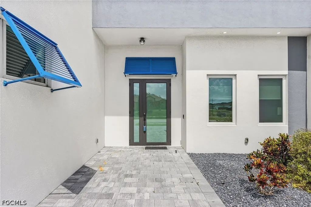 300 Chiquita Boulevard N Cape Coral FL 33993