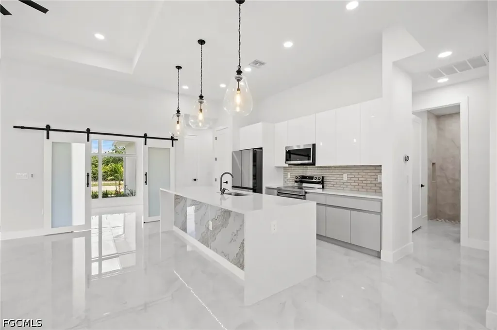 1129 Jacaranda Parkway E Cape Coral FL 33909