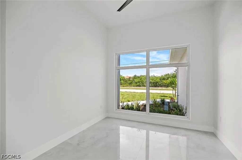 1129 Jacaranda Parkway E Cape Coral FL 33909