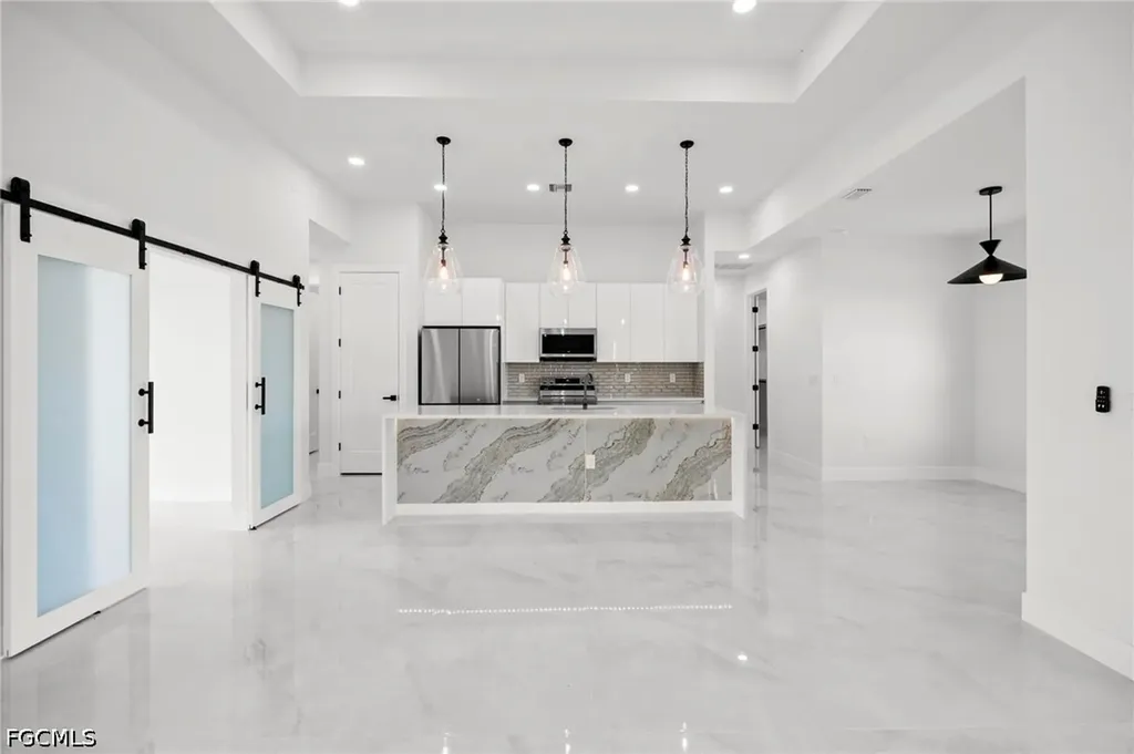 1129 Jacaranda Parkway E Cape Coral FL 33909