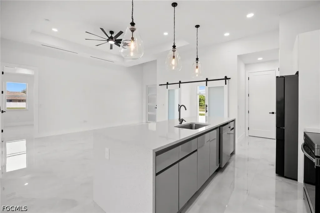 1129 Jacaranda Parkway E Cape Coral FL 33909