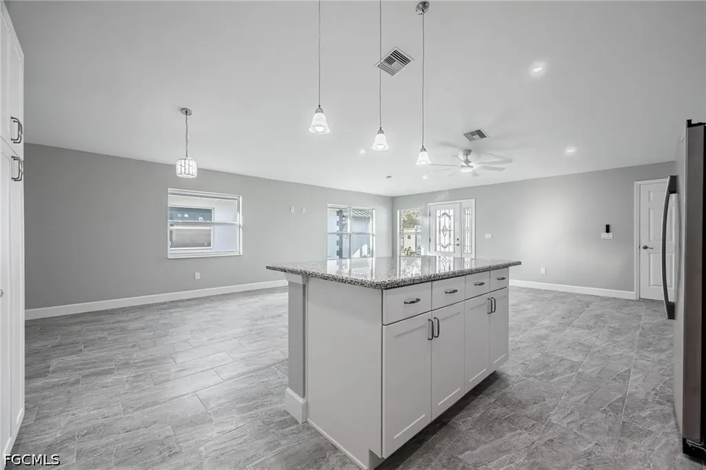 184 Village Circle Labelle FL 33935