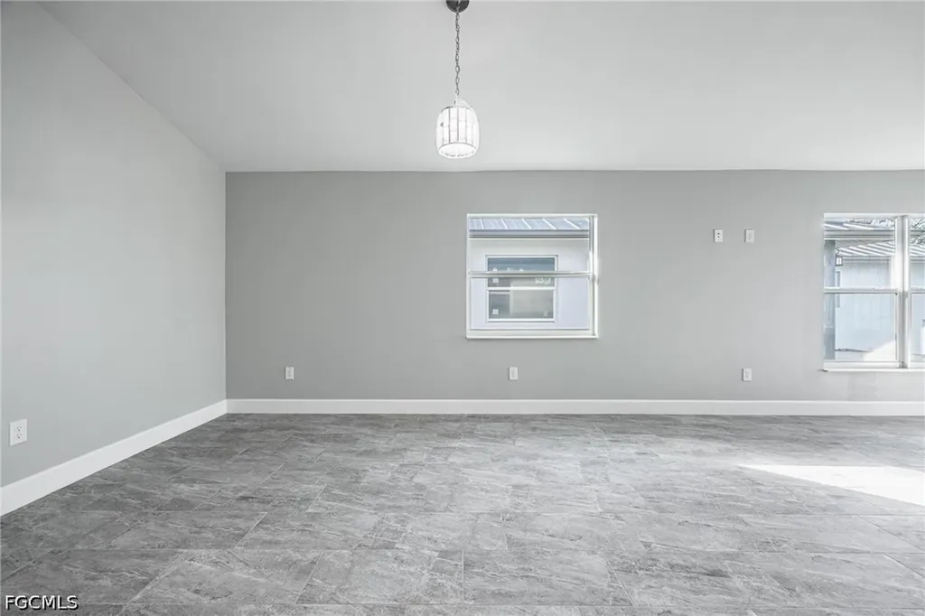 184 Village Circle Labelle FL 33935