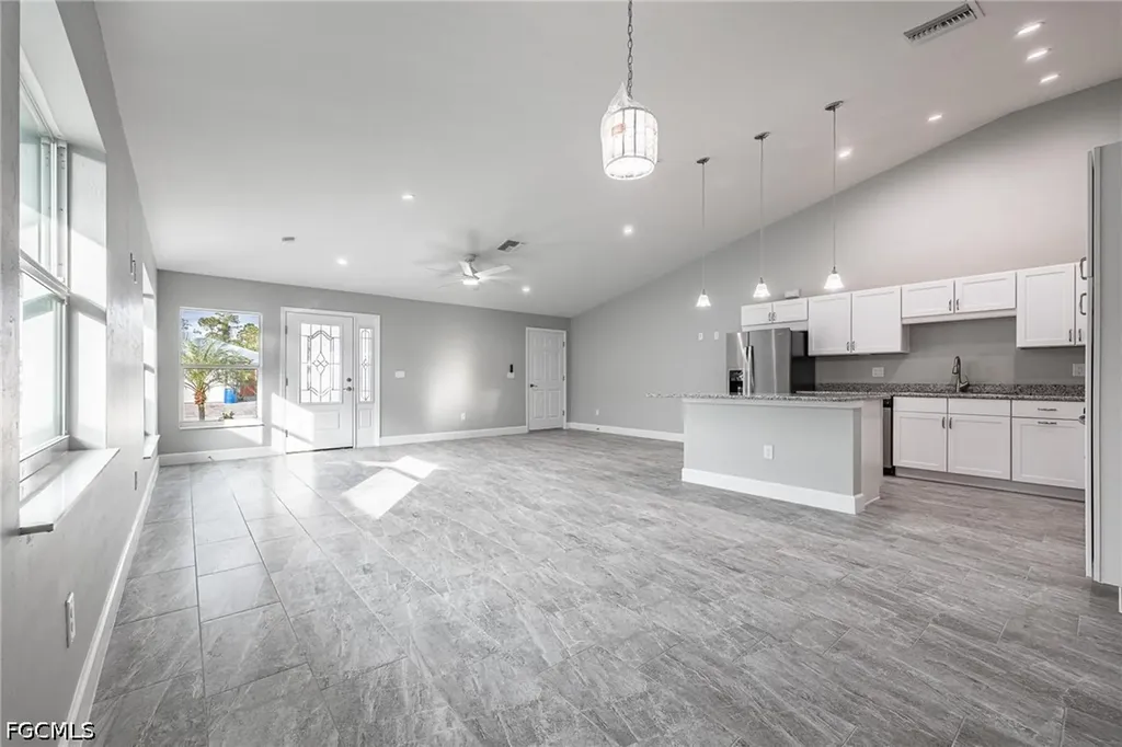 184 Village Circle Labelle FL 33935