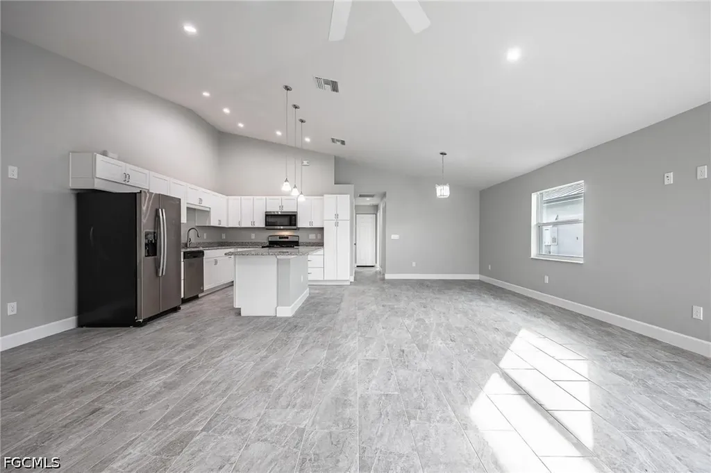 184 Village Circle Labelle FL 33935