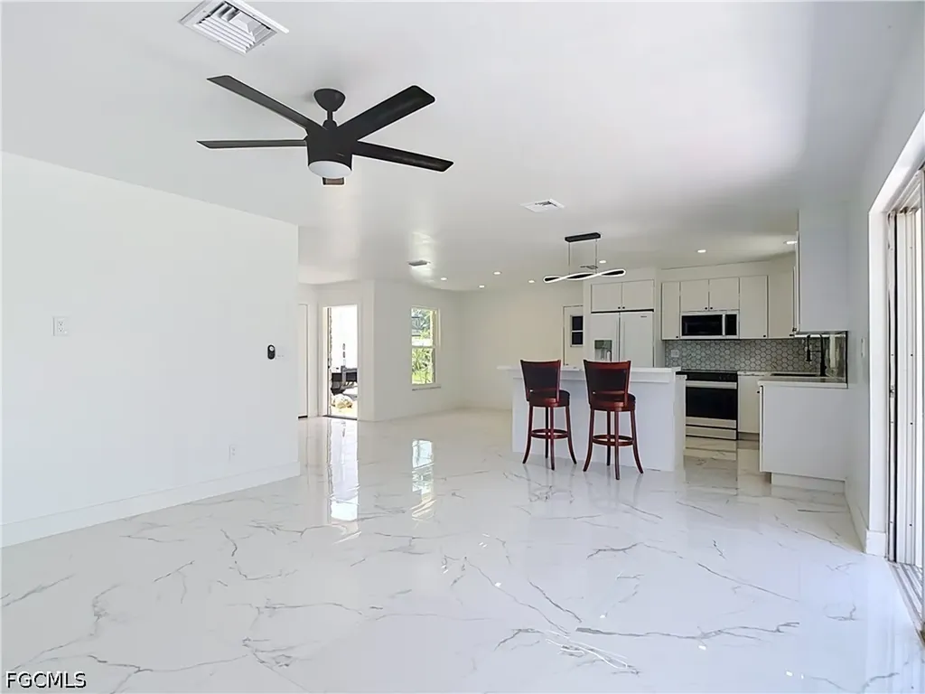 2137 Saint Croix Avenue Fort Myers FL 33905