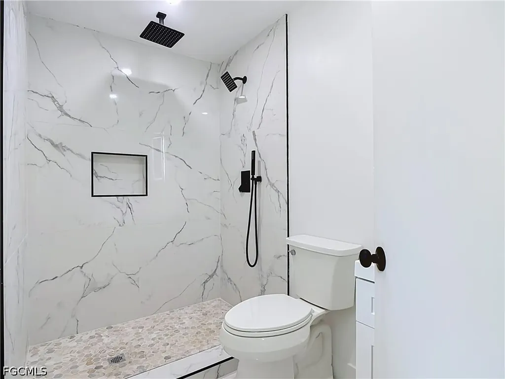 2137 Saint Croix Avenue Fort Myers FL 33905