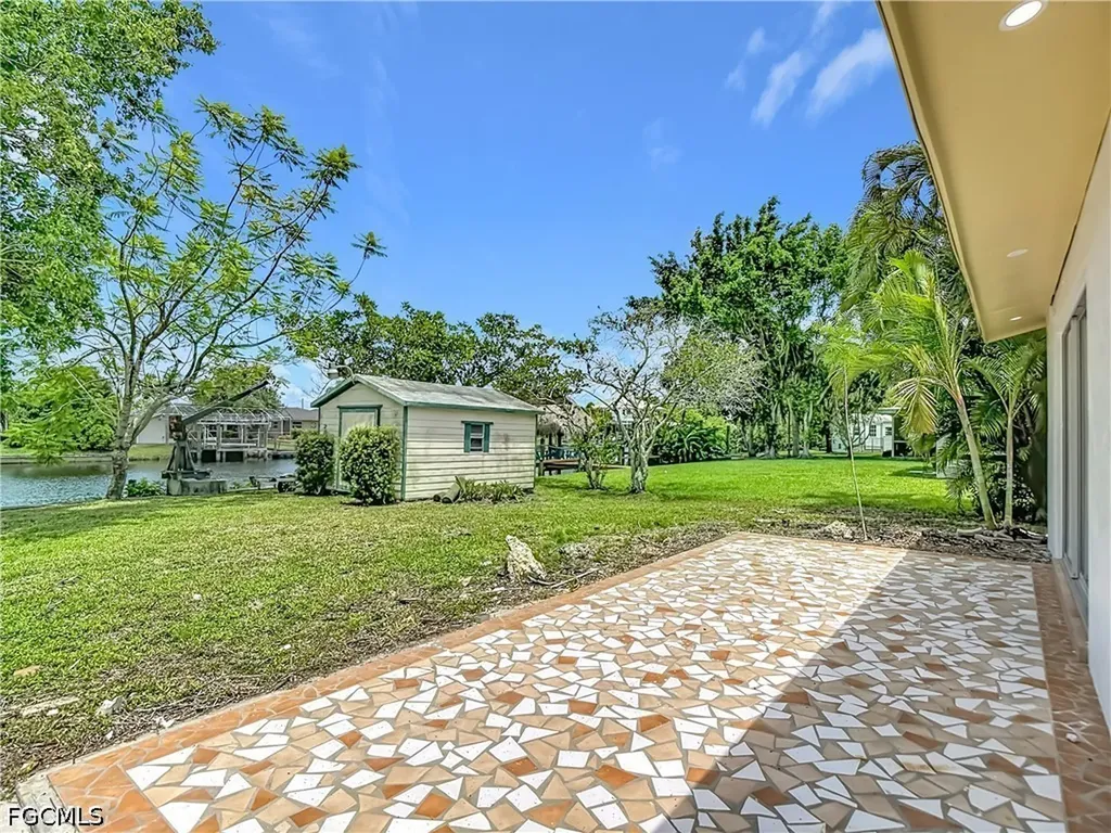 2137 Saint Croix Avenue Fort Myers FL 33905