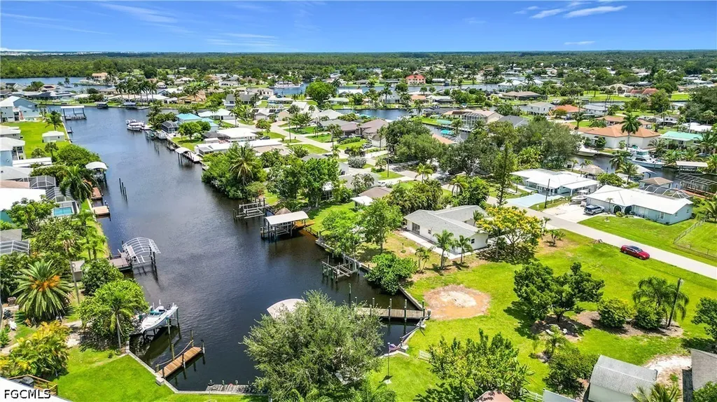 2137 Saint Croix Avenue Fort Myers FL 33905