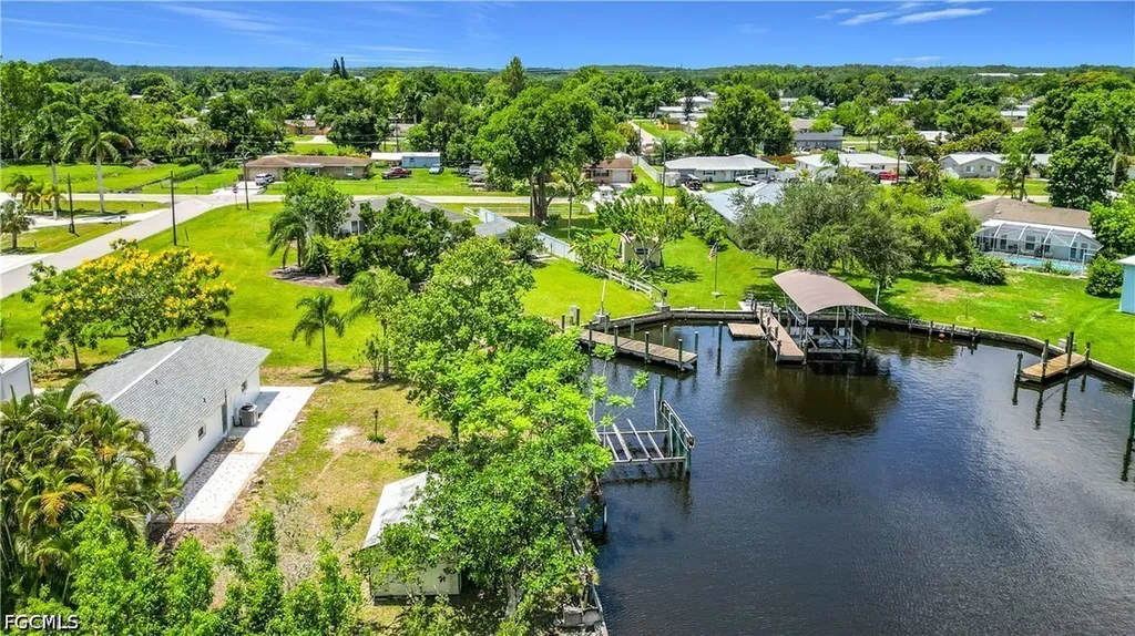 2137 Saint Croix Avenue Fort Myers FL 33905