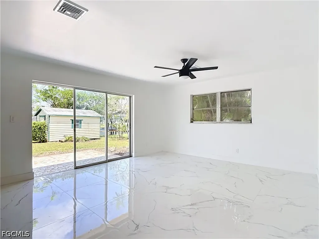 2137 Saint Croix Avenue Fort Myers FL 33905