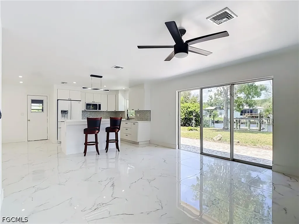 2137 Saint Croix Avenue Fort Myers FL 33905