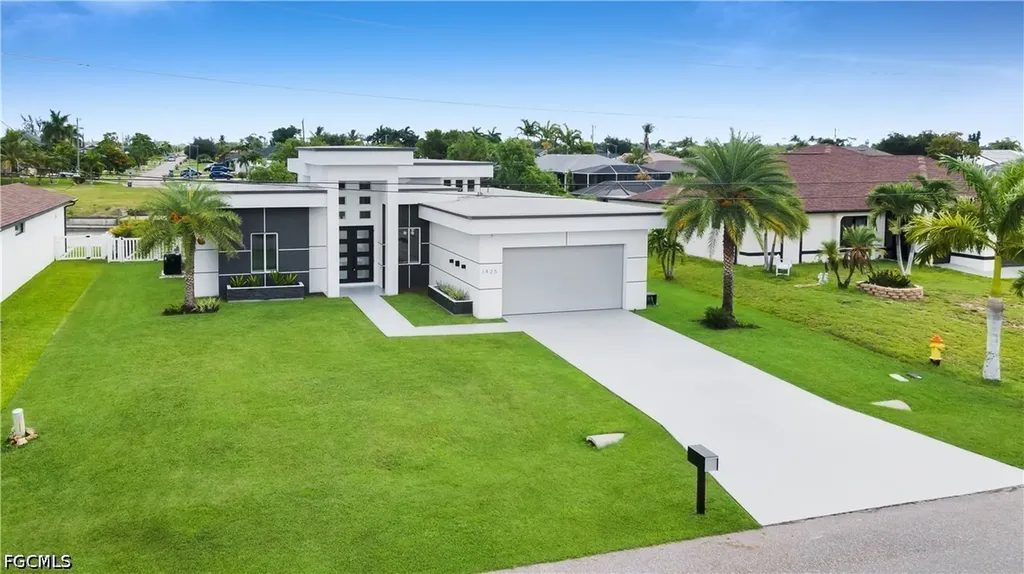 1425 SW 24th Street Cape Coral FL 33991