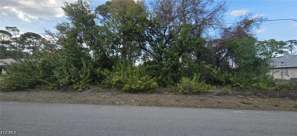 4640 15th Street SW Lehigh Acres FL 33973