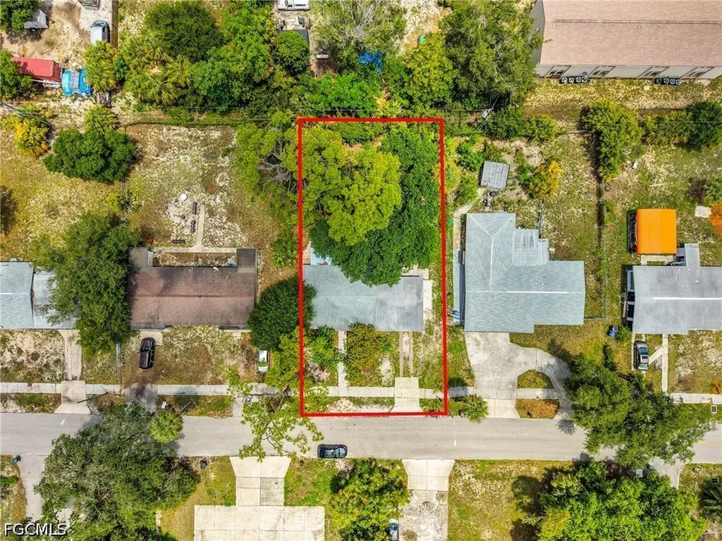 2351 Dora Street Fort Myers FL 33901