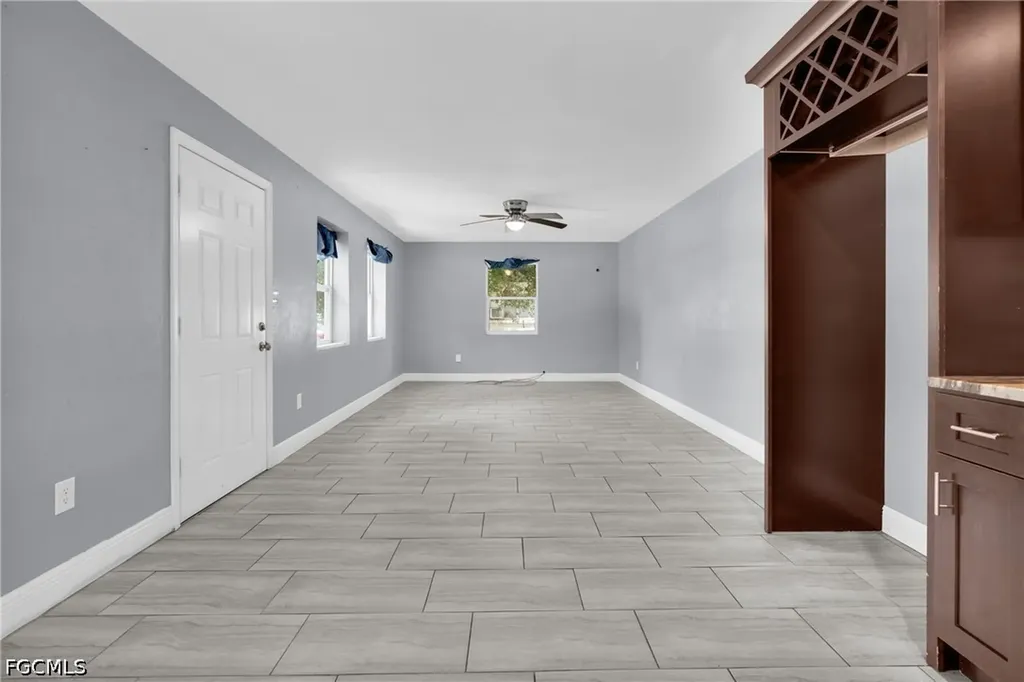 2351 Dora Street Fort Myers FL 33901