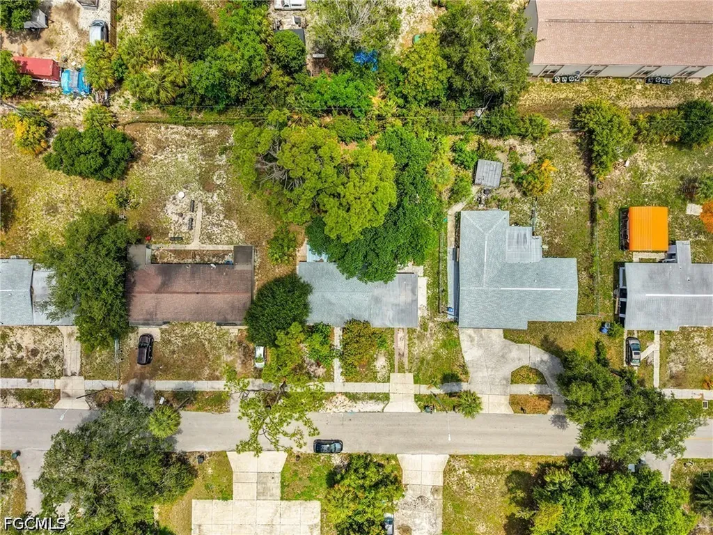 2351 Dora Street Fort Myers FL 33901