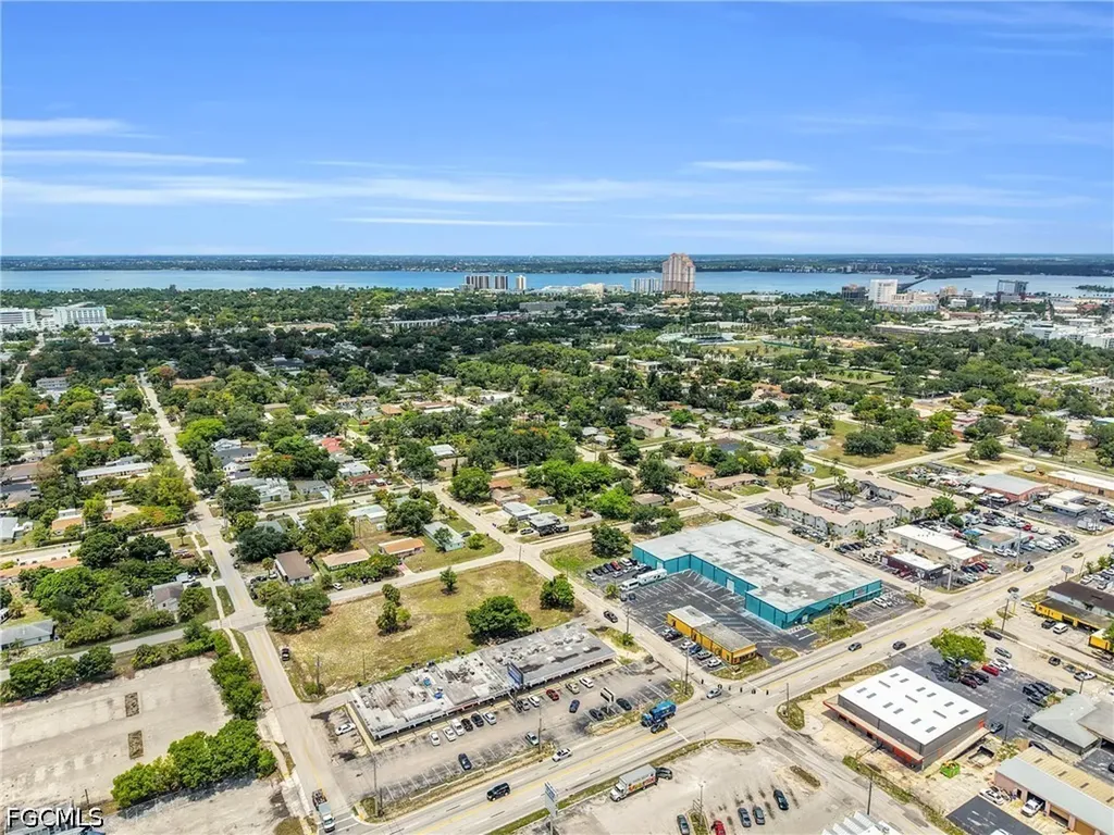 2351 Dora Street Fort Myers FL 33901