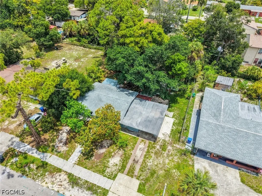 2351 Dora Street Fort Myers FL 33901
