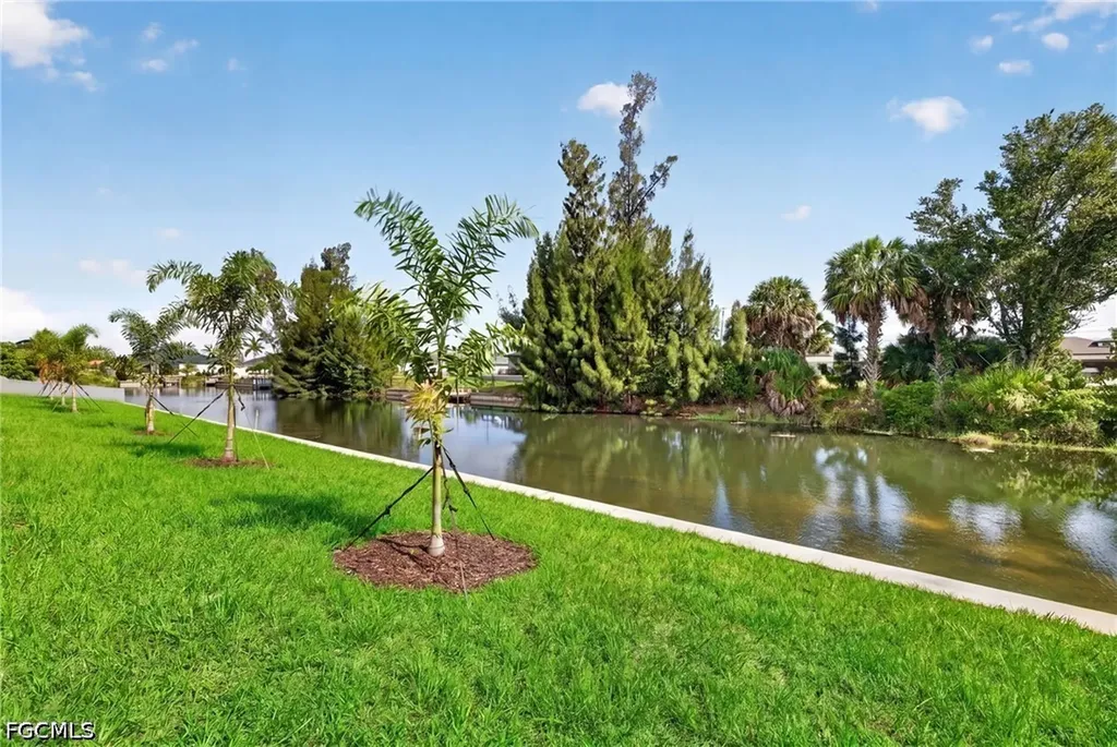 629 SW 13th Street Cape Coral FL 33914