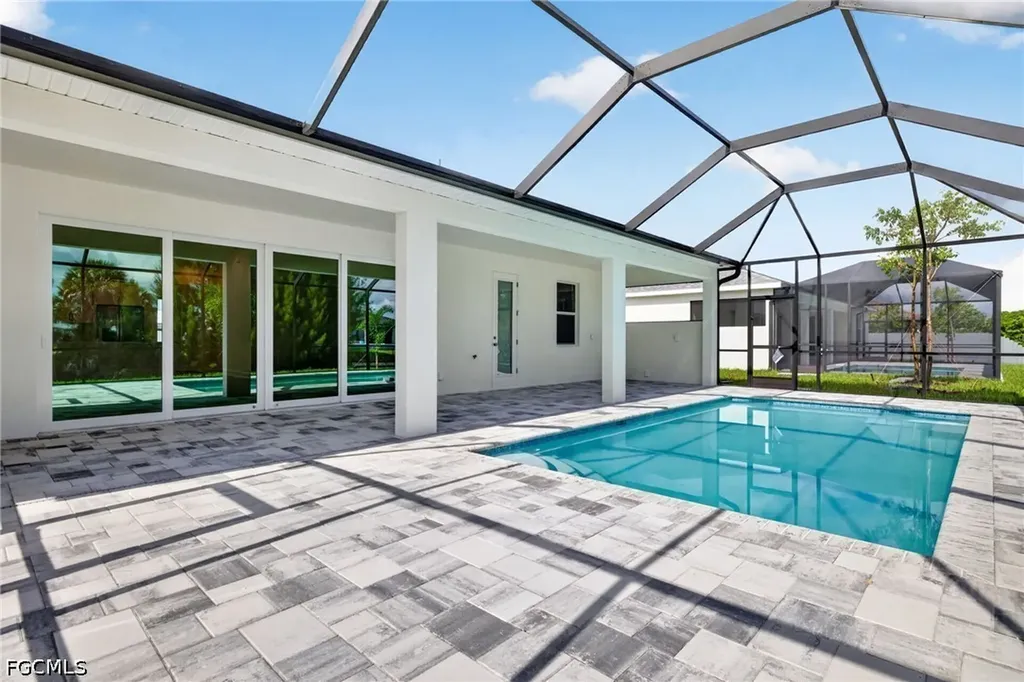 629 SW 13th Street Cape Coral FL 33914