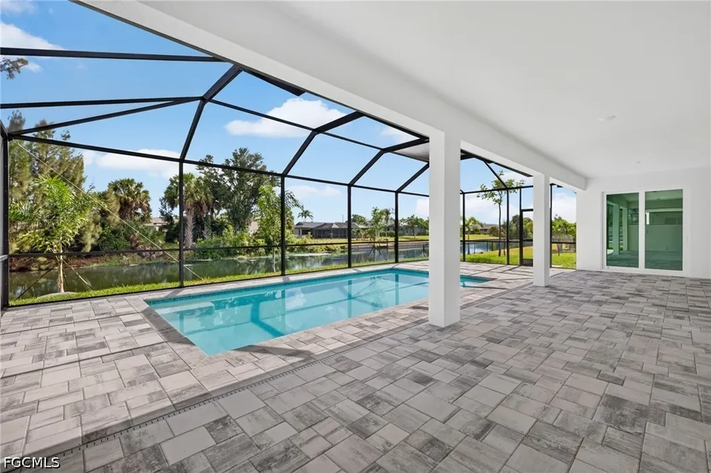 629 SW 13th Street Cape Coral FL 33914