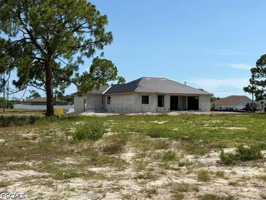 2614 NW 21st Street Cape Coral FL 33993