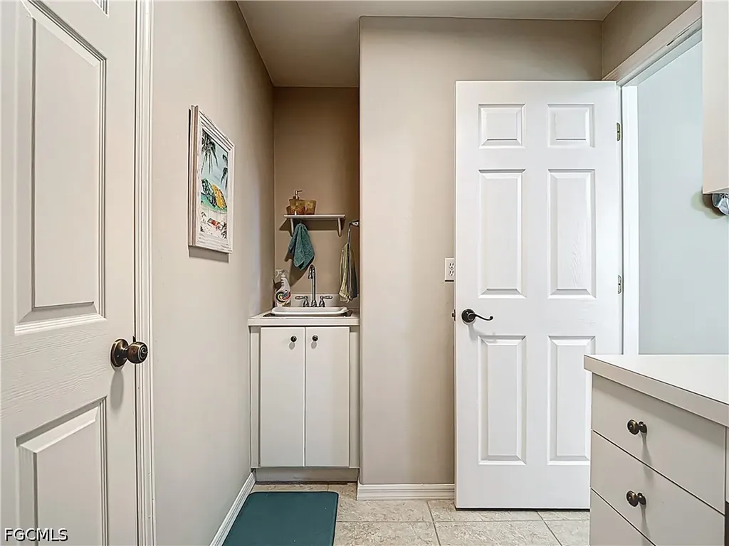 2240 Corona Del Sire Drive North Fort Myers FL 33917