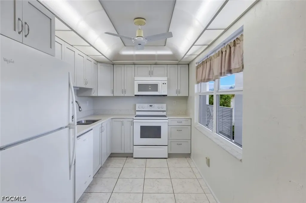 6102 Augusta Drive Fort Myers FL 33907