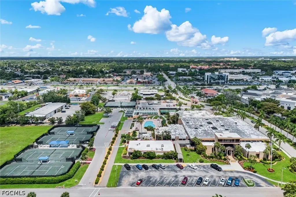 6102 Augusta Drive Fort Myers FL 33907