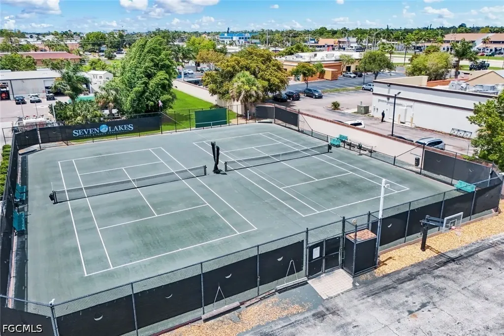 6102 Augusta Drive Fort Myers FL 33907