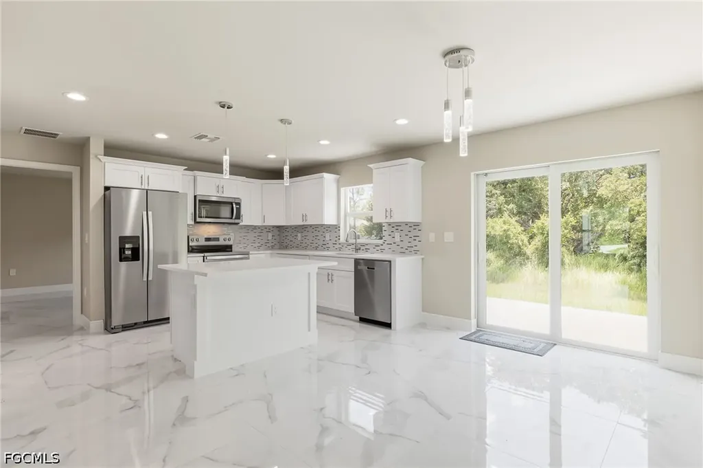 1895 Weldon Avenue Lehigh Acres FL 33972