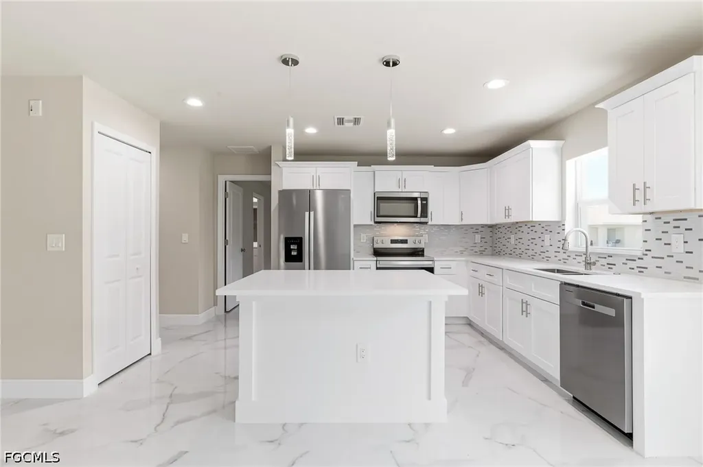 1895 Weldon Avenue Lehigh Acres FL 33972